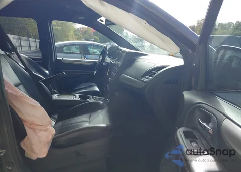 2018 Dodge Grand Caravan Gt from USA, damaged, VIN 2C4RDGEGXJR307905